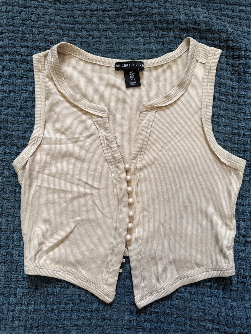 Sincerely Jules Cream Ribbed Button-Front Crop Tank